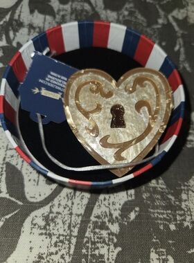 Erstwilder Heart Of Cache Brooch